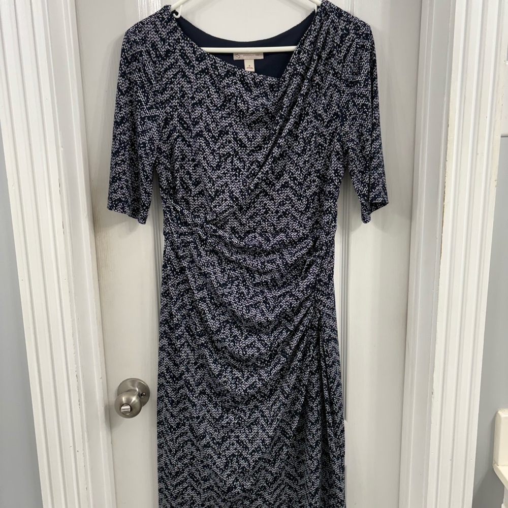 Elegant Navy and White Patterned Dress
